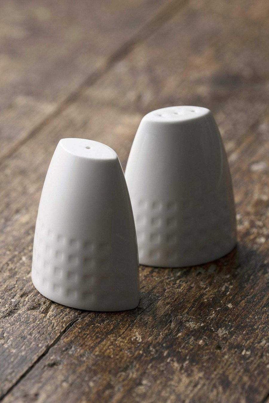 Homeware | Belleek Ceramic Salt & Pepper Set