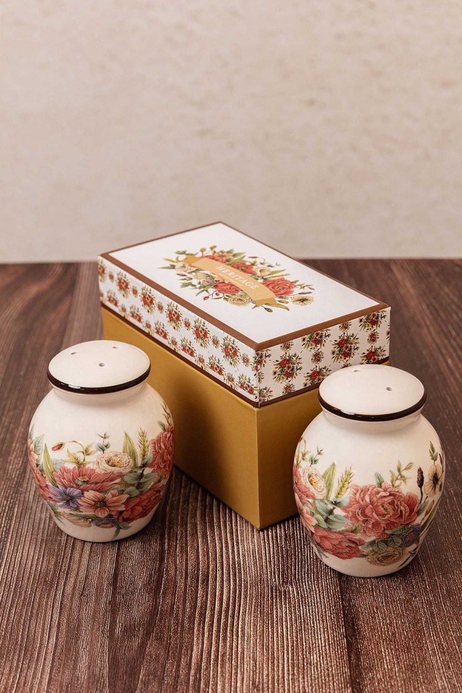 Homeware | Heritage Heritage Salt And Pepper Shakers