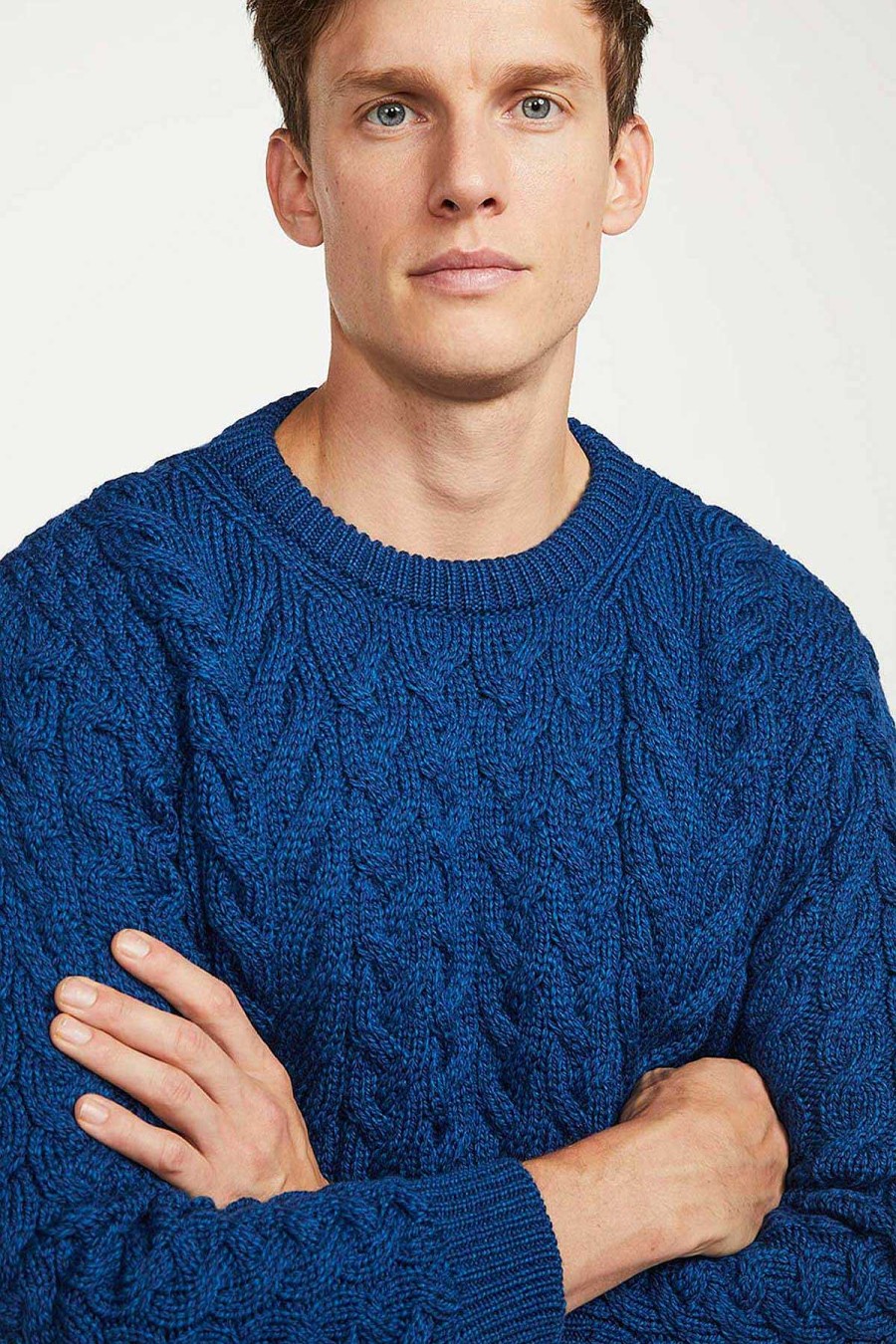 Him | Aran Woollen Mills Men'S Crew Neck Sweater In Blue