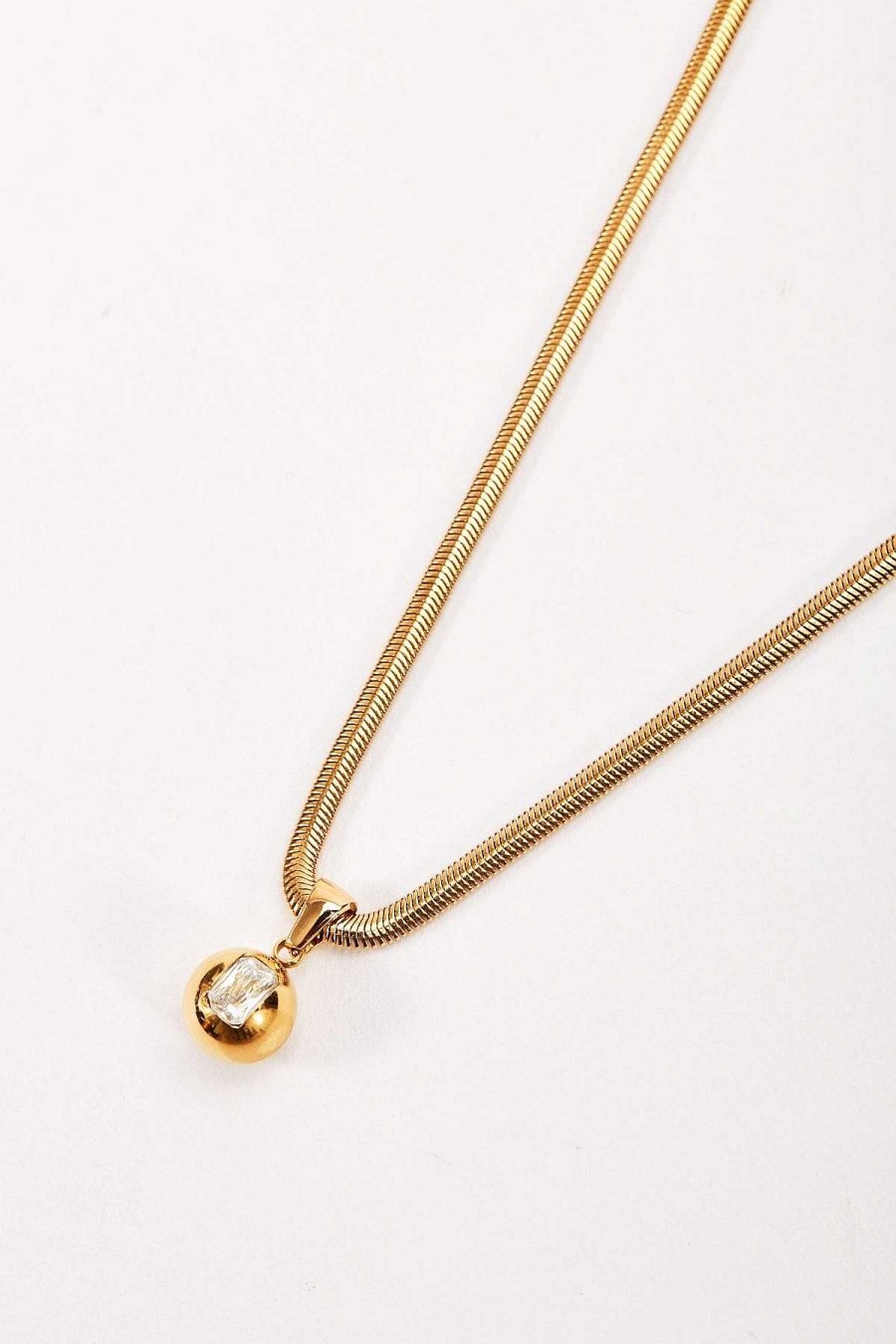 Boxed Gifts | Joularie Gold Tone Pendant Necklace