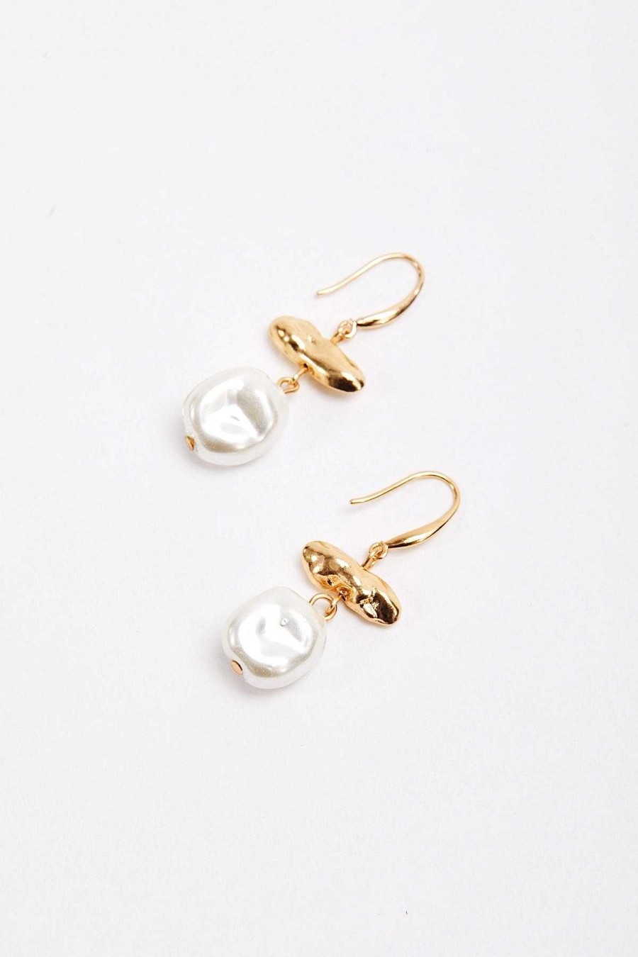 Classic Fashion | Joularie Pearl And Gold Beaded Earrings