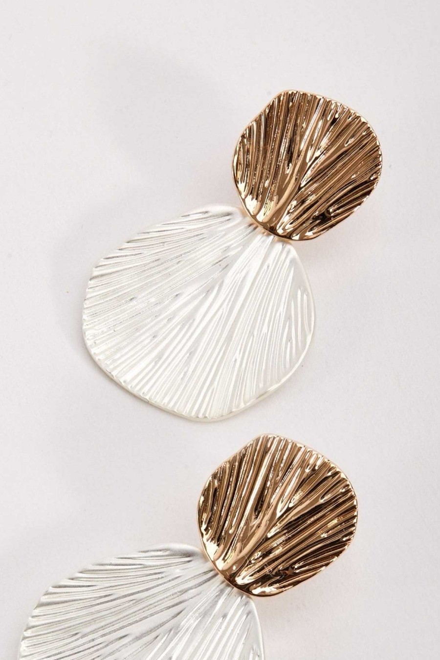 Earrings | Soul Jewellery Golden Textured Earrings