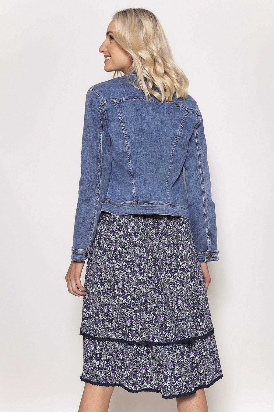 Coats & Jackets | Kelly & Grace Weekend Denim Jacket In Medium Blue