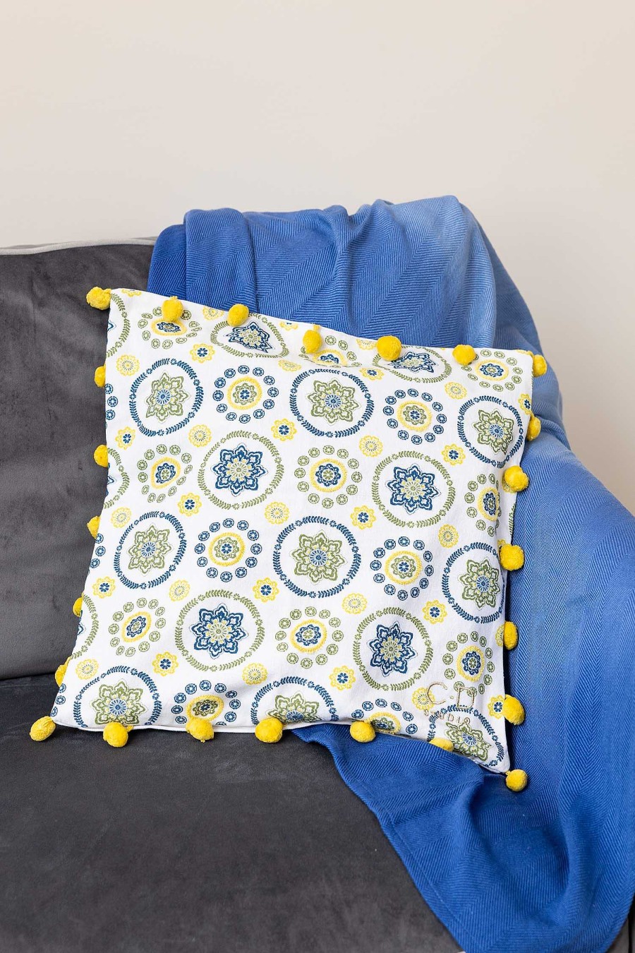 Homeware | Eclectic Eclectic Dots Cushion