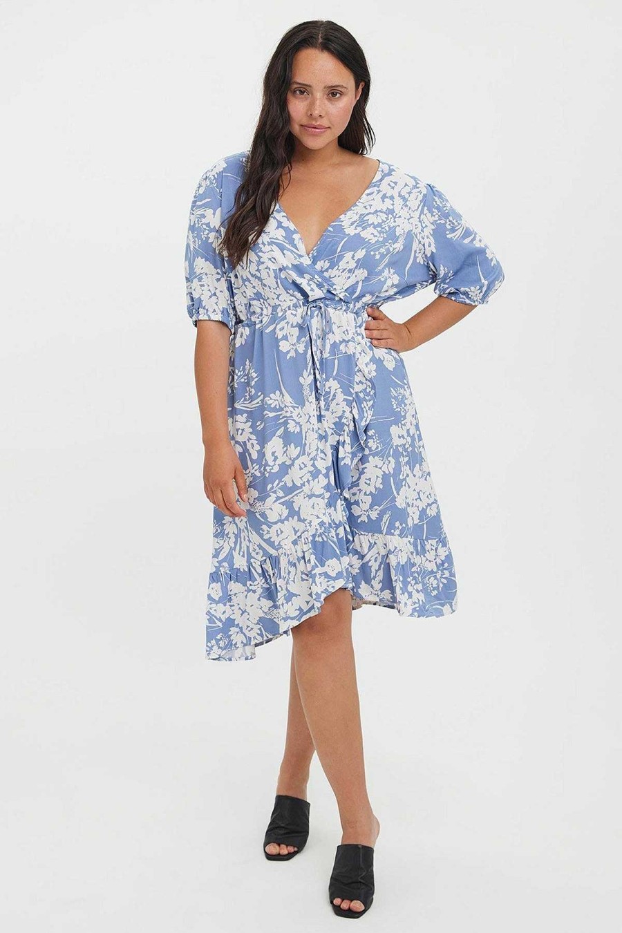 Dresses & Jumpsuits | Vero Moda Curve Curve - Lexie Dress In Blue Print